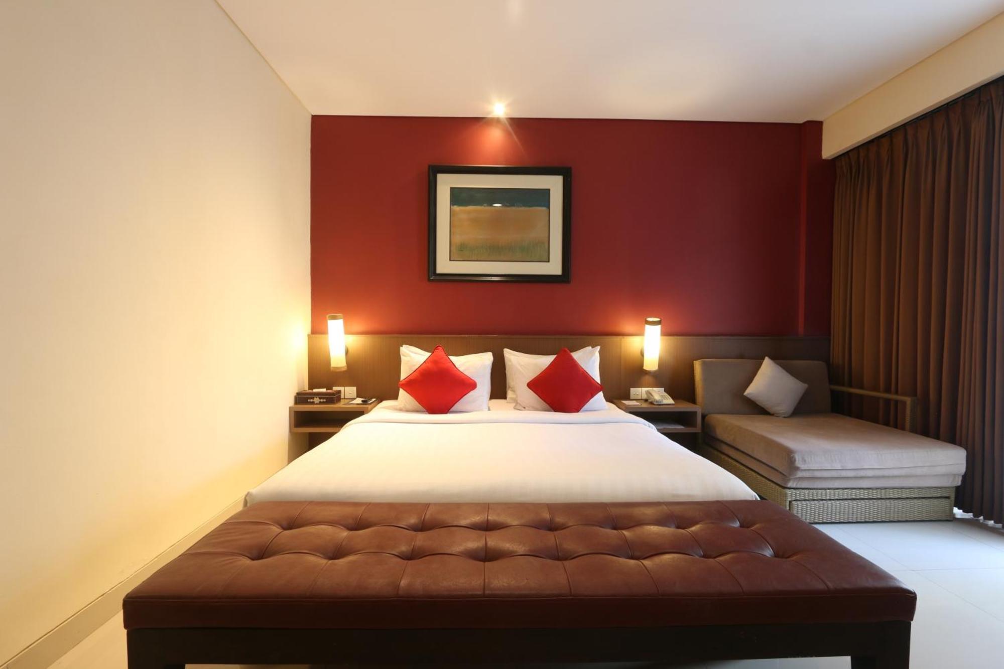 Grand La Walon Hotel Legian Exterior foto